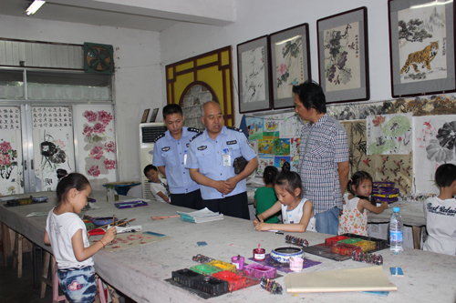 浦分局清安派出所开展暑期教育培训机构消防安