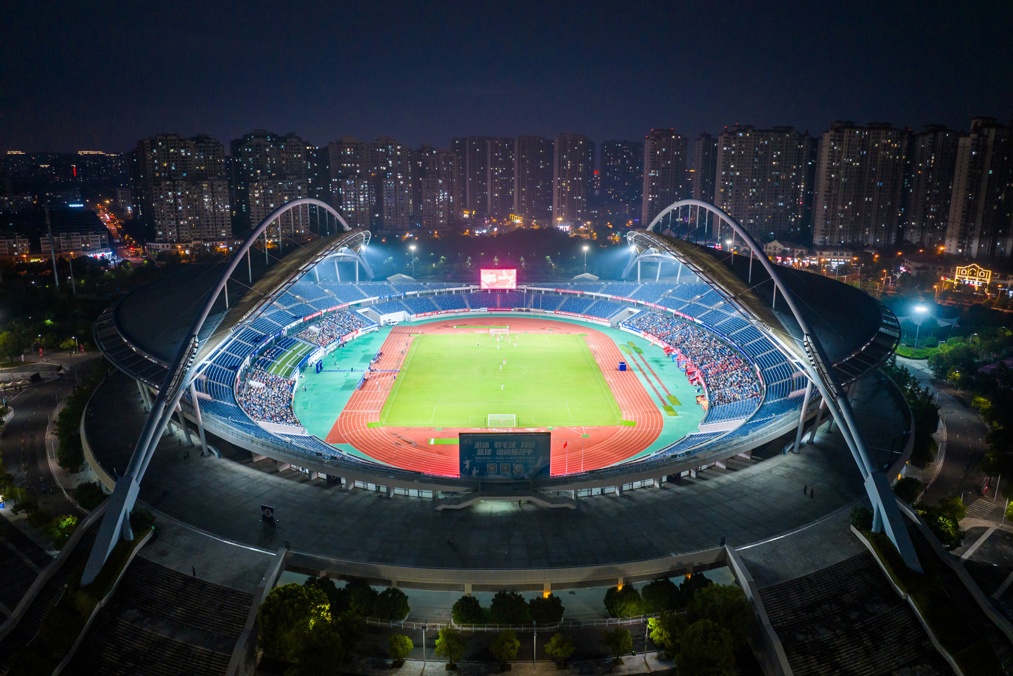 市、区公安机关圆满完成“苏超”淮安队开放日暨“足球之夜...