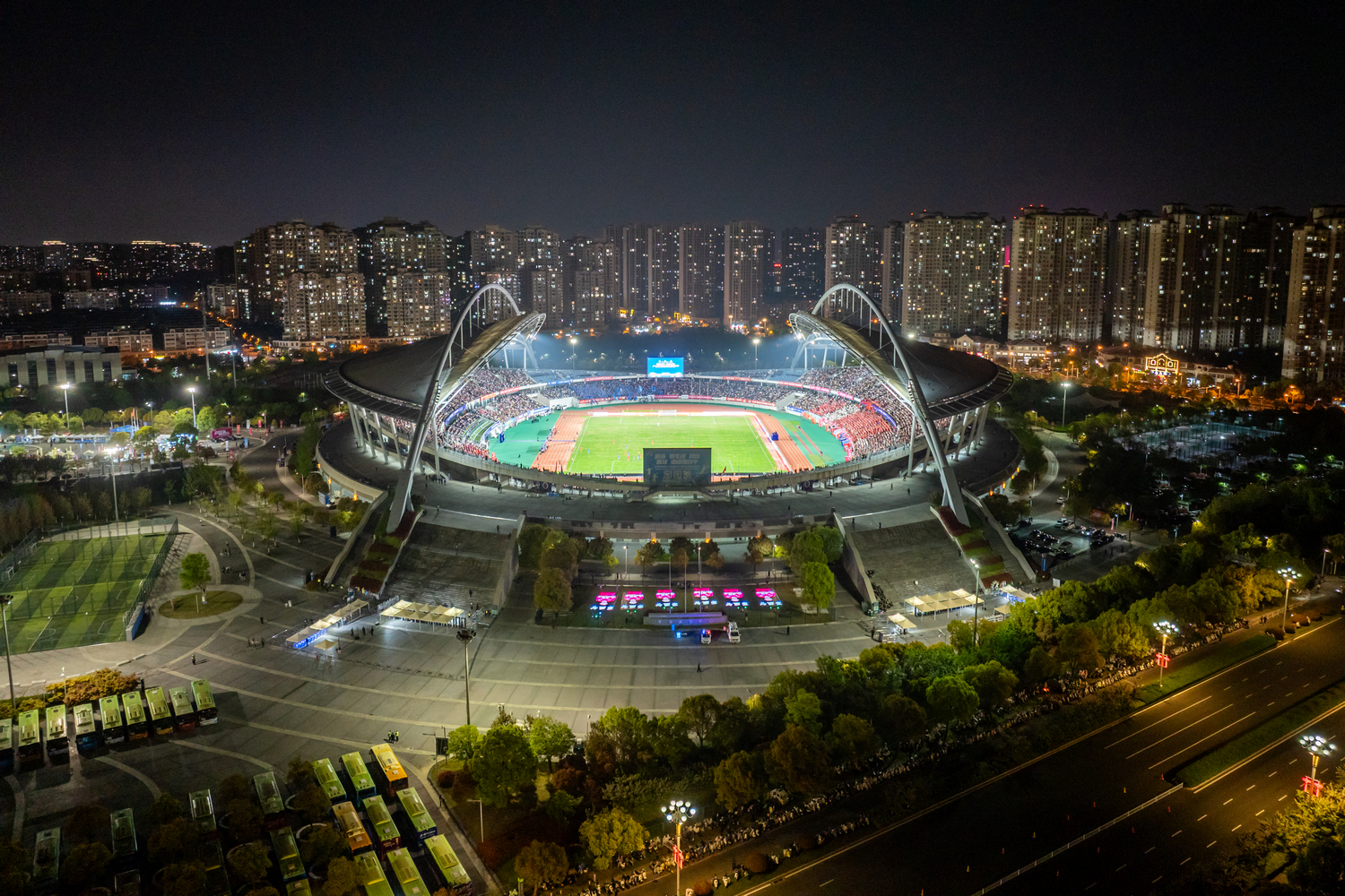 我市公安机关圆满完成2026年“苏超”第二轮（淮安赛区...